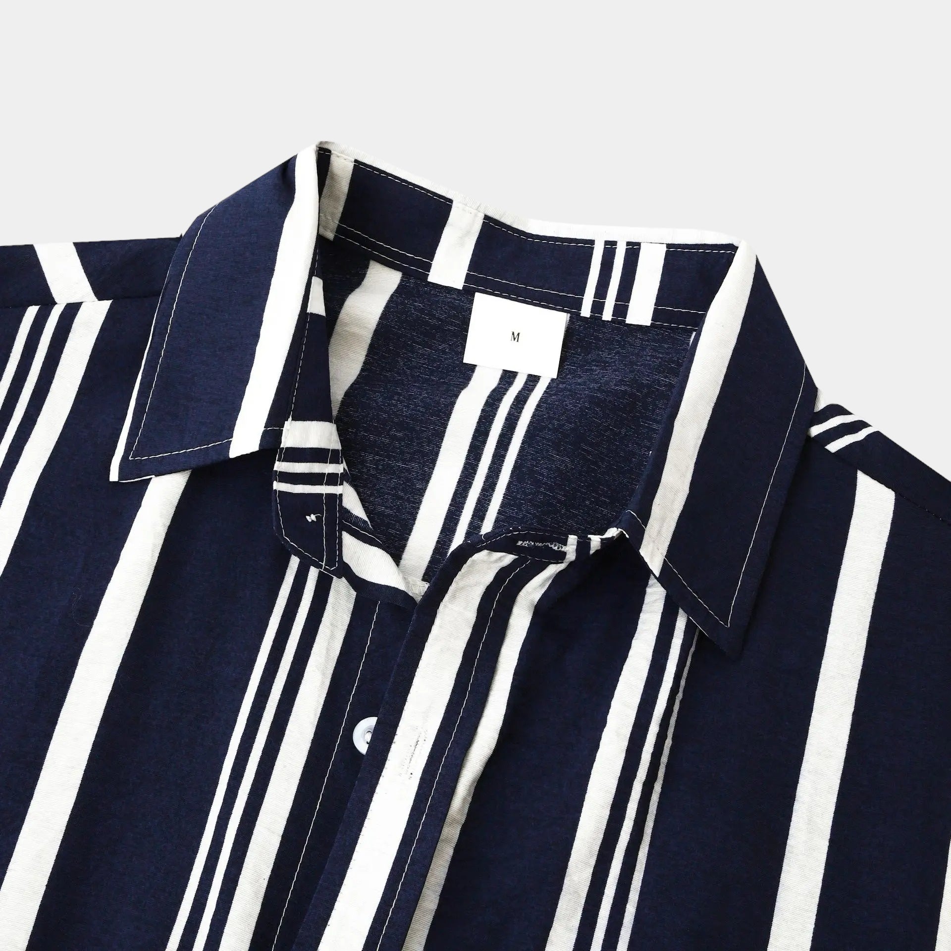 Men’s Vertical Stripe Short Sleeve Button-Up Shirt