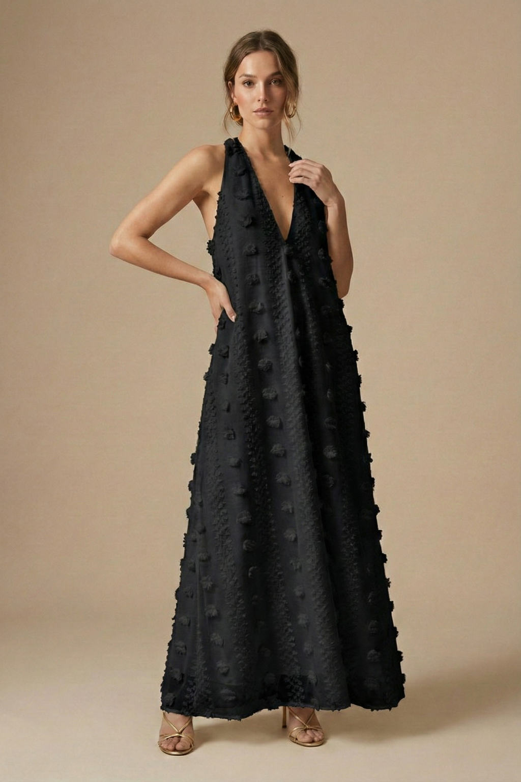 Women’s Textured Halter Backless Maxi Dress with 3D Appliqué