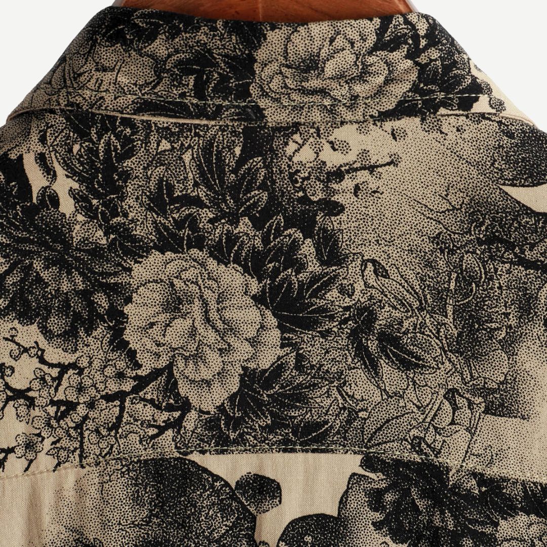 Men's Short-Sleeve Button-Down Shirt - Printed Point Collar Casual Summer Style
