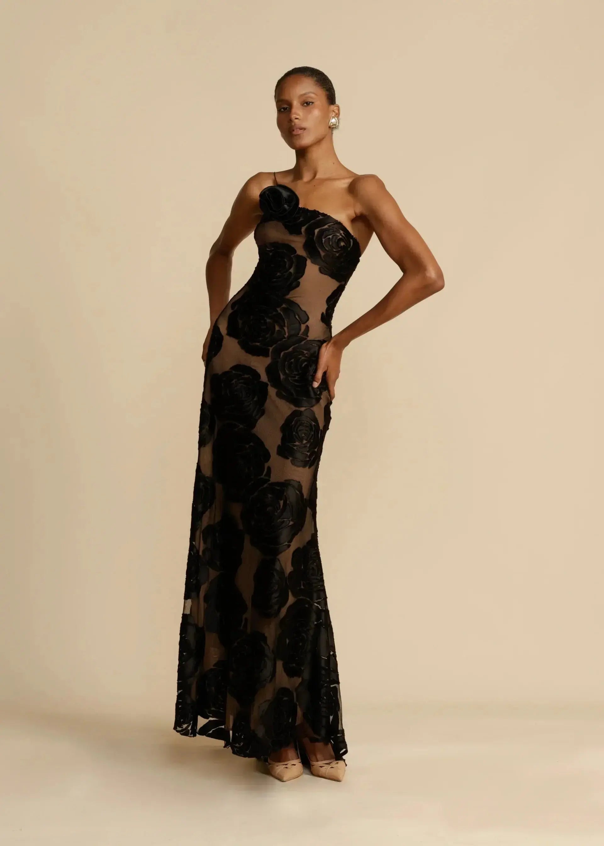 Women's Elegant One-Shoulder Maxi Dress - Floor-Length Fitted Formal Dress with Sheer Rose Detail