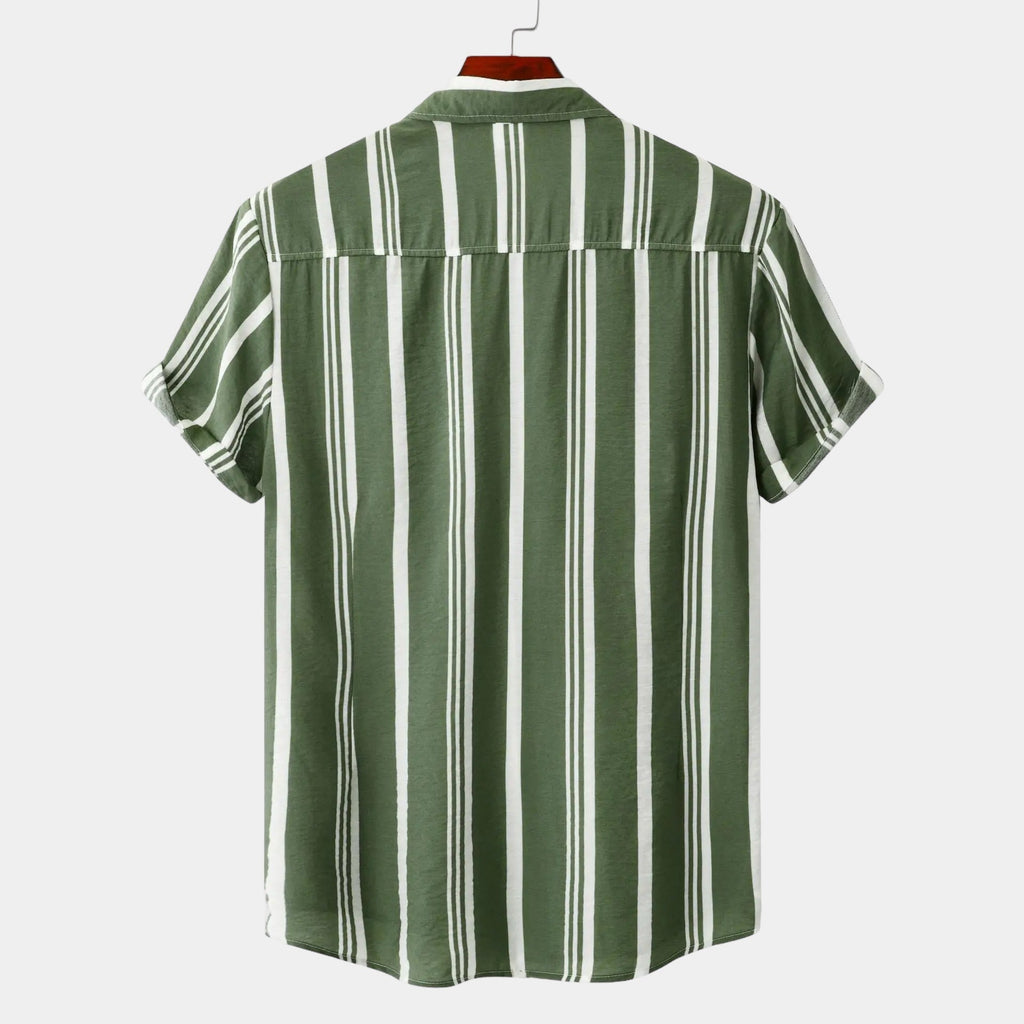 Men’s Vertical Stripe Short Sleeve Button-Up Shirt