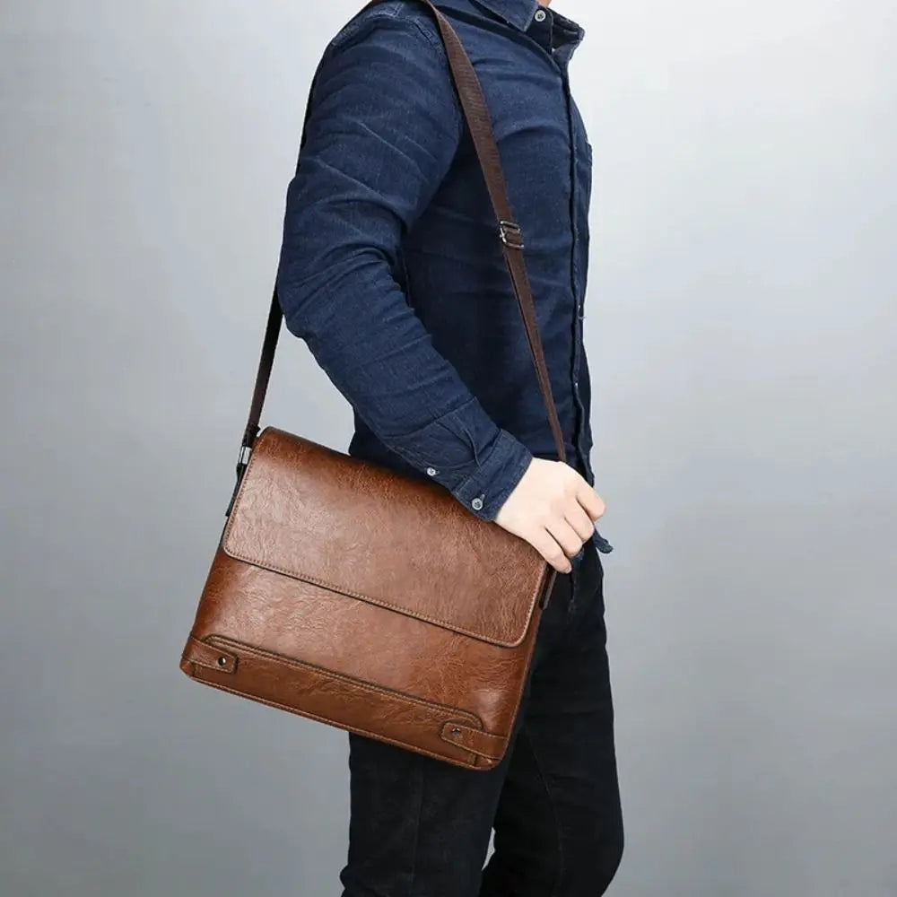 Men’s Business Crossbody Bag – Smart Shoulder Design
