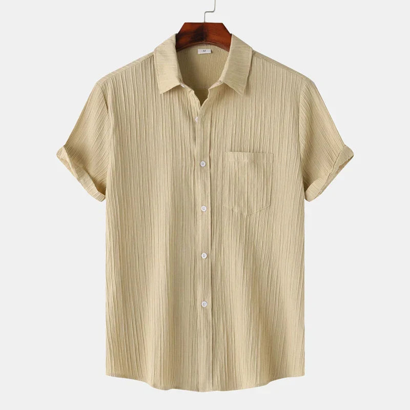 Men’s Short Sleeve Button-Up Shirt with Polo Collar and Chest Pocket