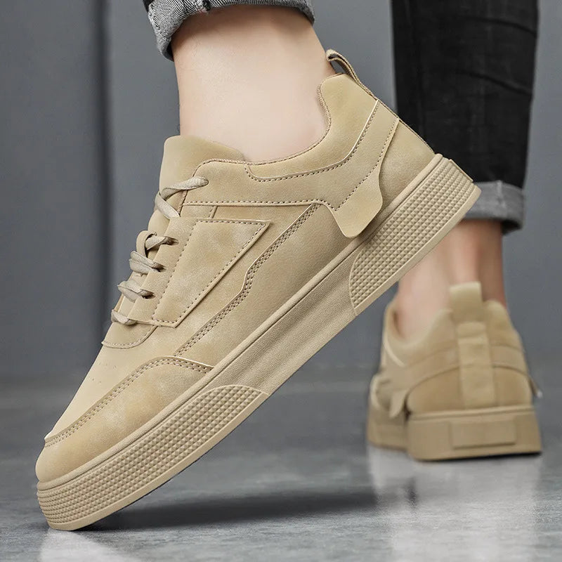 Men’s Low-Top Lace-Up Trainers with Panelled Upper and Textured Sole