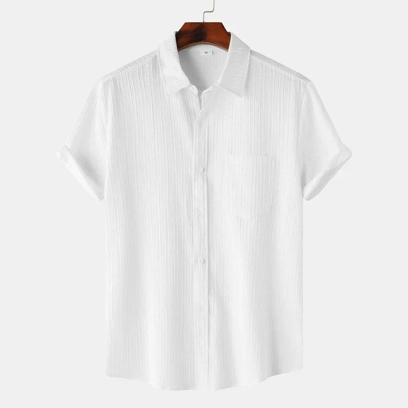 Men’s Short Sleeve Button-Up Shirt with Polo Collar and Chest Pocket