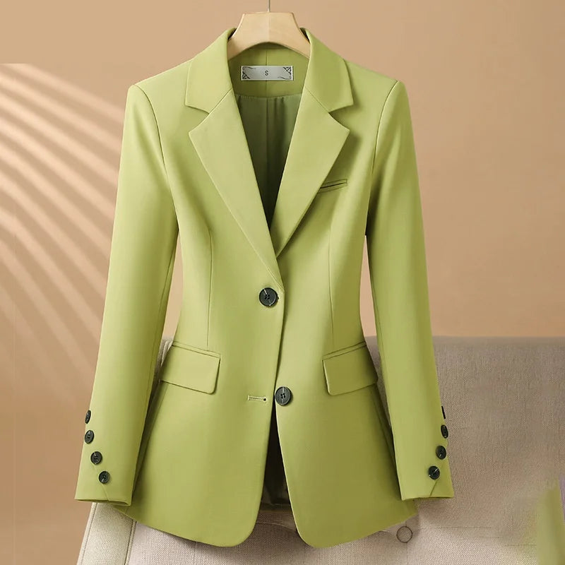 Women's Tailored Single-Breasted Blazer - Fitted Notch Lapel Jacket with Flap Pockets and Button Cuffs