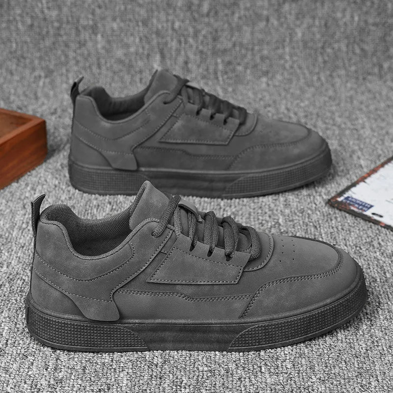 Men’s Low-Top Lace-Up Trainers with Panelled Upper and Textured Sole