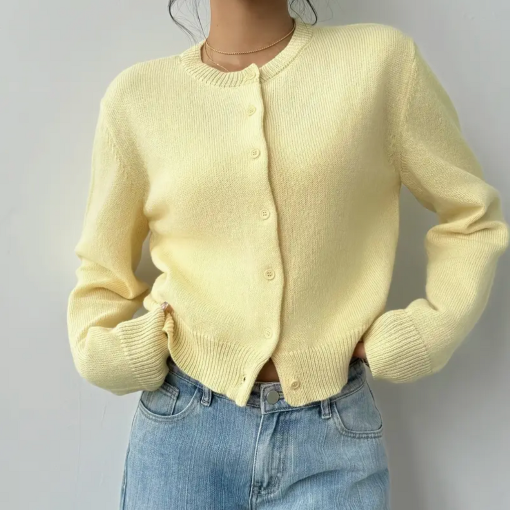 Women’s Cropped Button Cardigan – Soft Knit Layer for Everyday & Casual Wear