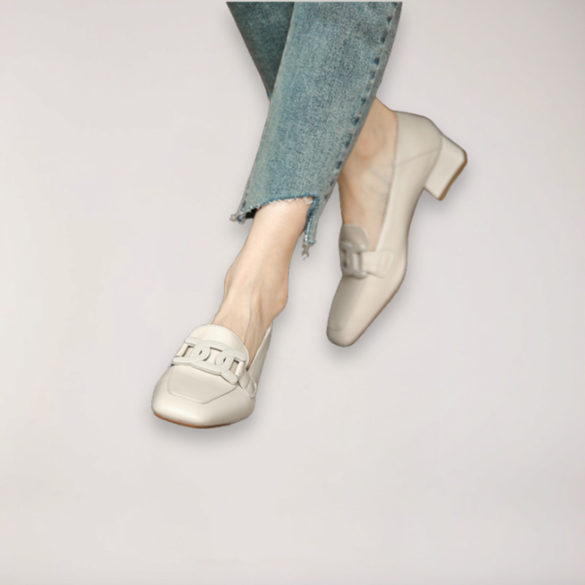 Women’s Structured Casual Shoes – Refined Low-Profile Design for All-Day Styling