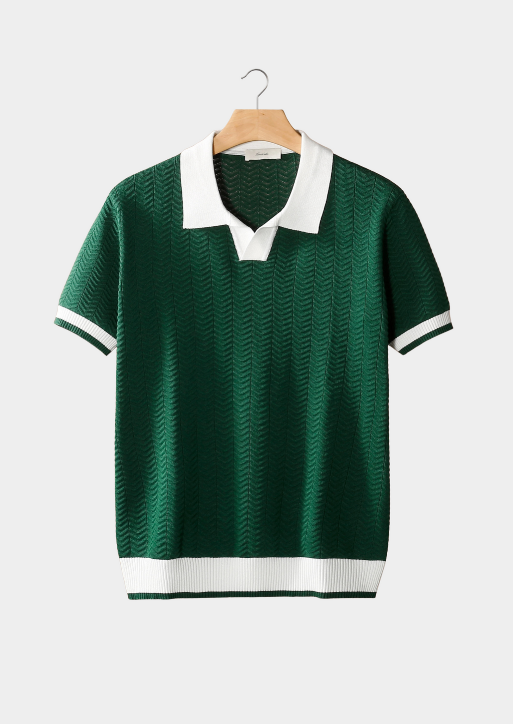 Men’s Short Sleeve Zigzag Knit Polo with Contrast Collar