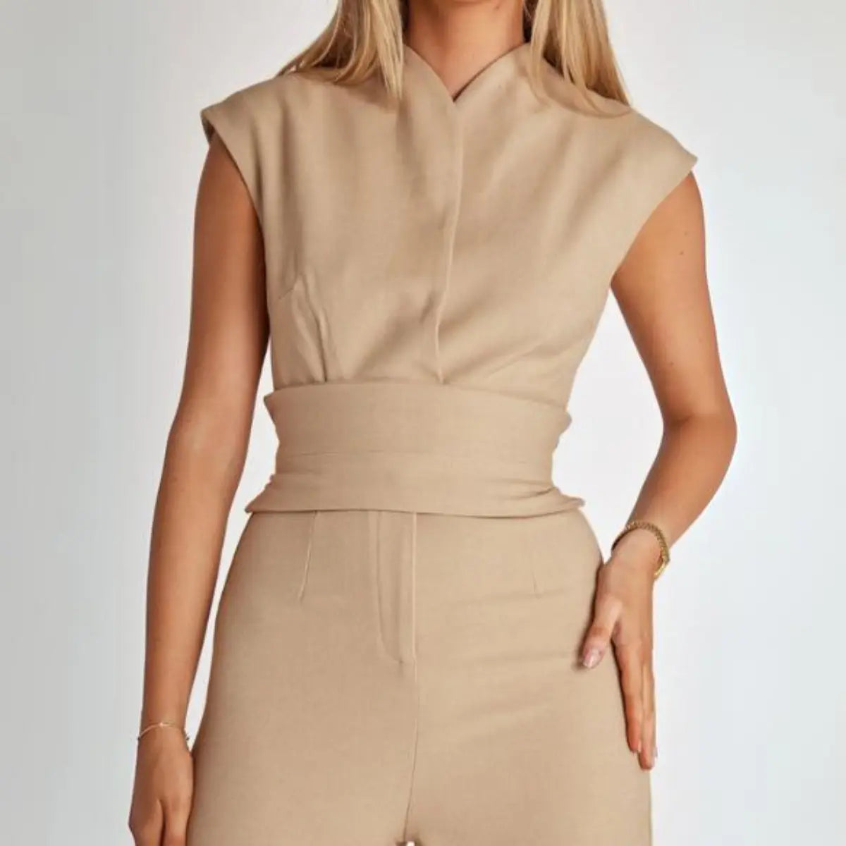 Women’s Sleeveless Tailored Jumpsuit with High Waist and Tie Back