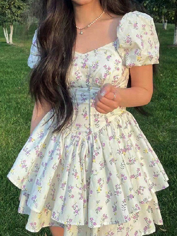 Women's Floral Tiered Ruffle Mini Dress - Sweetheart Neckline with Short Puff Sleeves and Corset Bodice