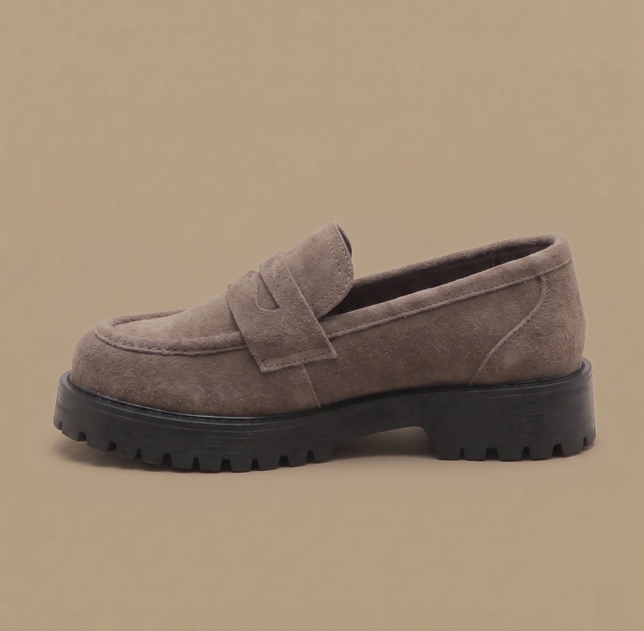 Women’s Classic Chunky Loafers – Slip-On Comfort for Daily Elegance
